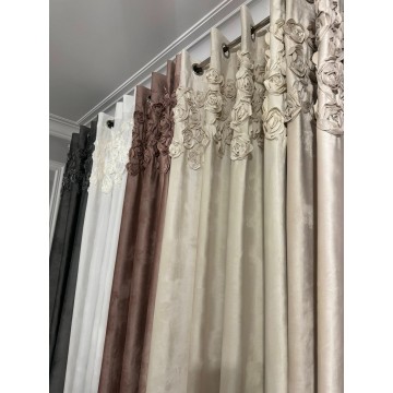 Zasłona z różami Glam Rose beżowy przelotki